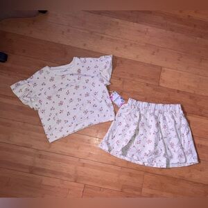 NWT Girls Size 10-12 BearPaw Soft Knit Floral Outfit - Top & Pull On Skorts